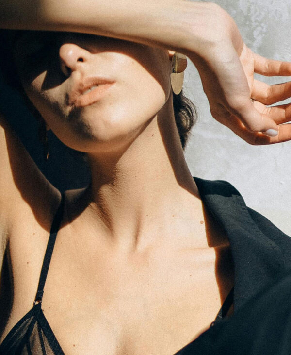 Sheer Black Triangle Bralette - Hình 2